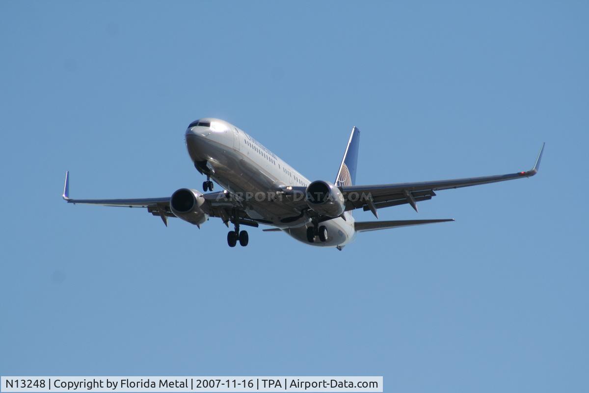 N13248, 1999 Boeing 737-824 C/N 28808, Continental