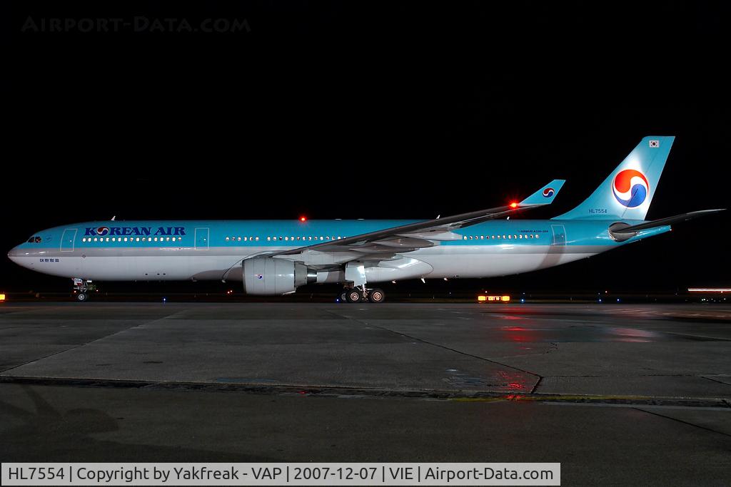 HL7554, 1999 Airbus A330-323 C/N 256, Korean Air Airbus 330-300