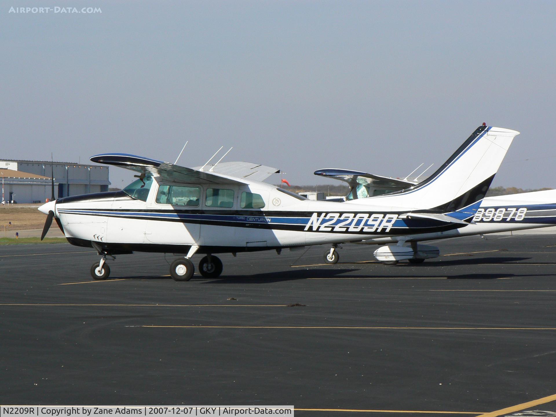 N2209R, 1968 Cessna T210H Turbo Centurion C/N T210-0359, At Arlington Municipal