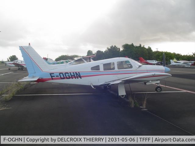 F-OGHN, Piper PA-28R-200 Cherokee Arrow C/N 28R-7635342, CyclonÃ© par l'ouragan Dean au mois aout 2007