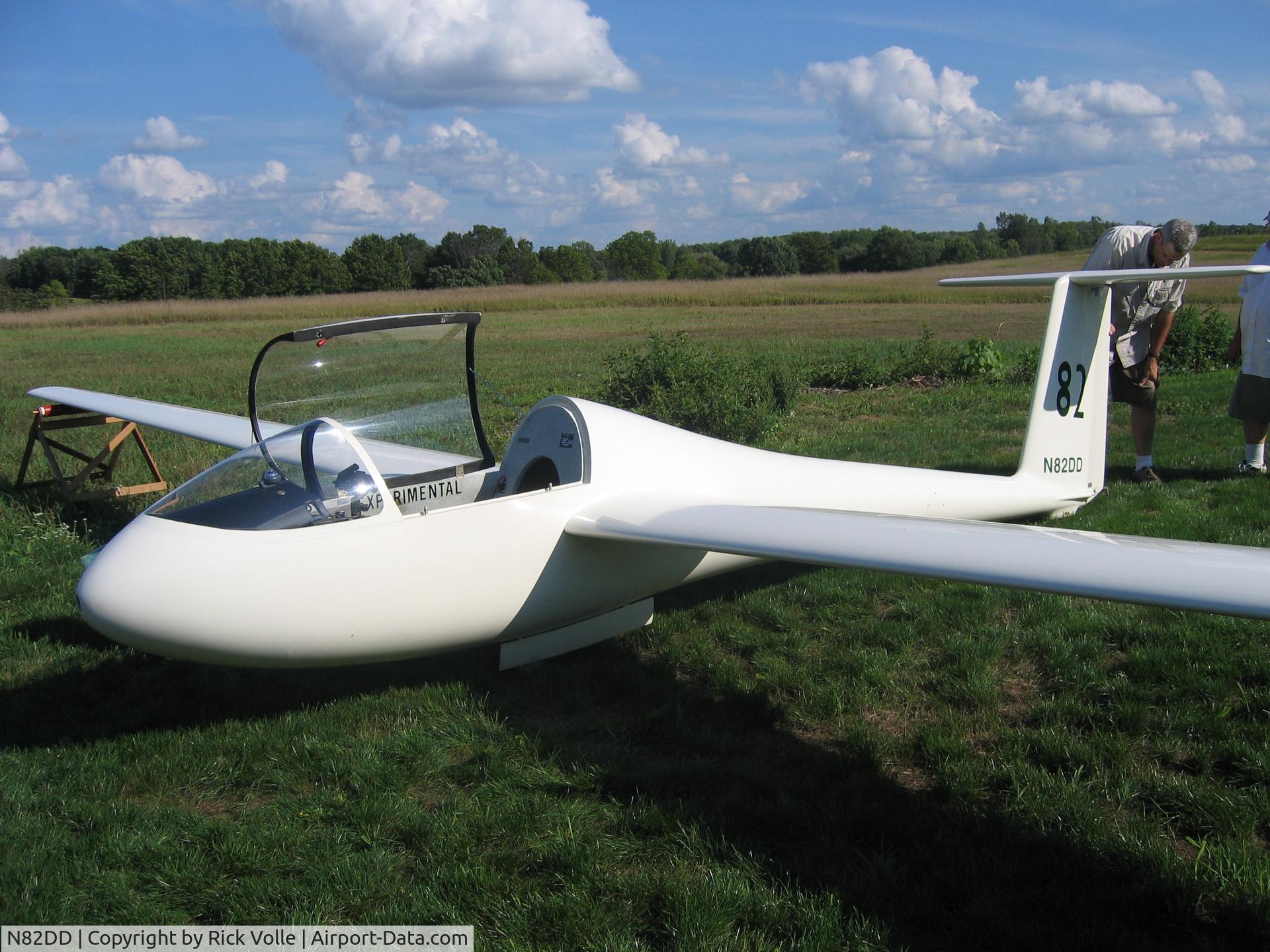 N82DD, 1999 As+ Ltd AC 4 C/N 38, Russia AC4