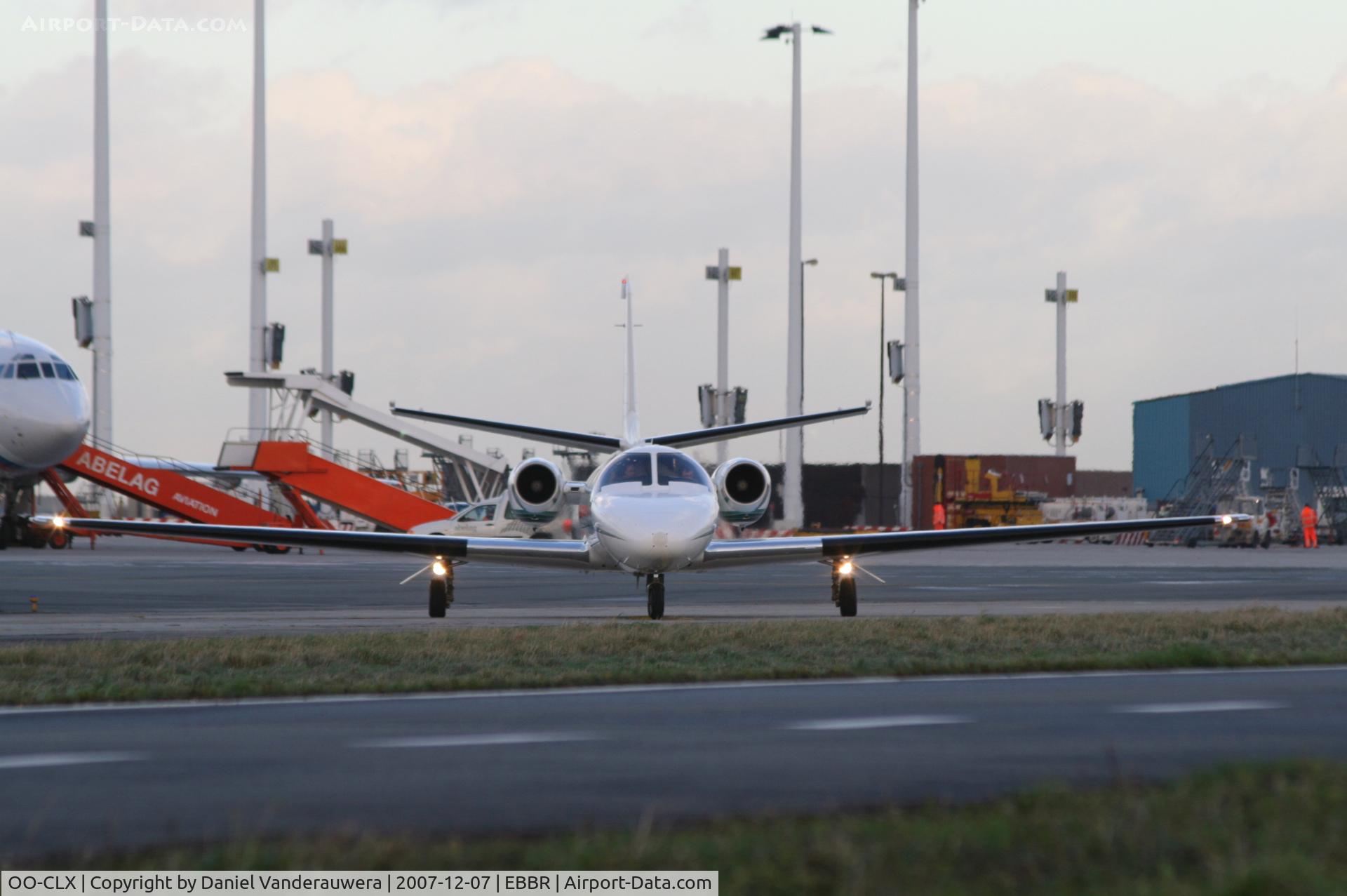 OO-CLX, 1999 Cessna 560 Citation Ultra C/N 560-0537, arrival on General Aviation apron