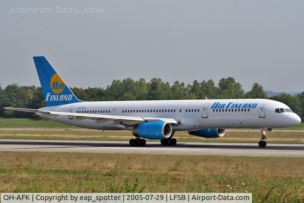 OH-AFK, 1993 Boeing 757-28A C/N 25622, departing rwy 16