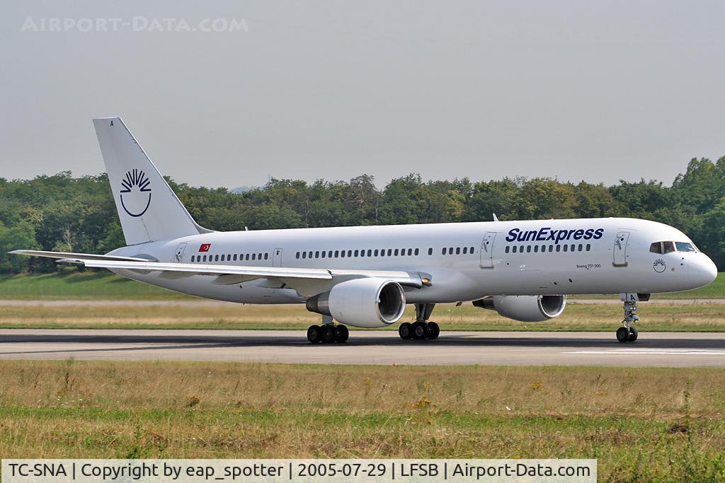 TC-SNA, 1993 Boeing 757-2Q8 C/N 25624, departing rwy 16