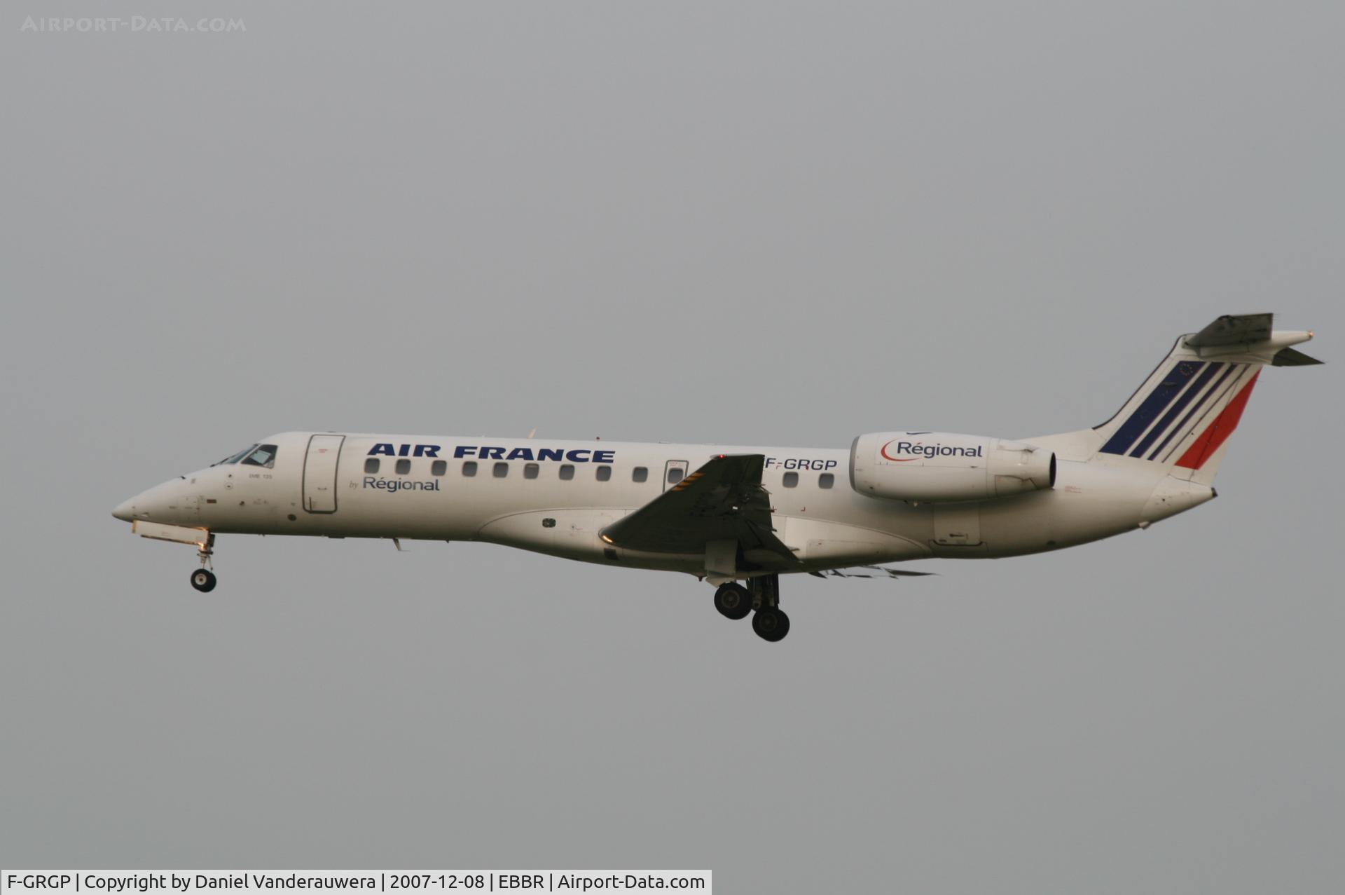F-GRGP, 1999 Embraer ERJ-135ER (EMB-135ER) C/N 145188, arrival of flight AF5400 to rwy 25L