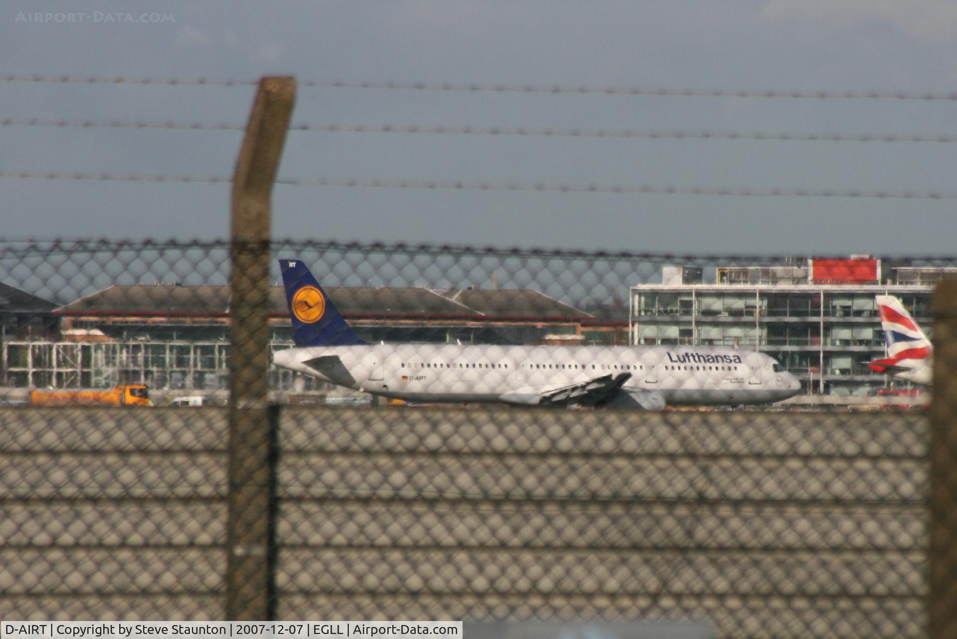 D-AIRT, 1997 Airbus A321-131 C/N 0652, Taken at Heathrow Airport 07 December 2007