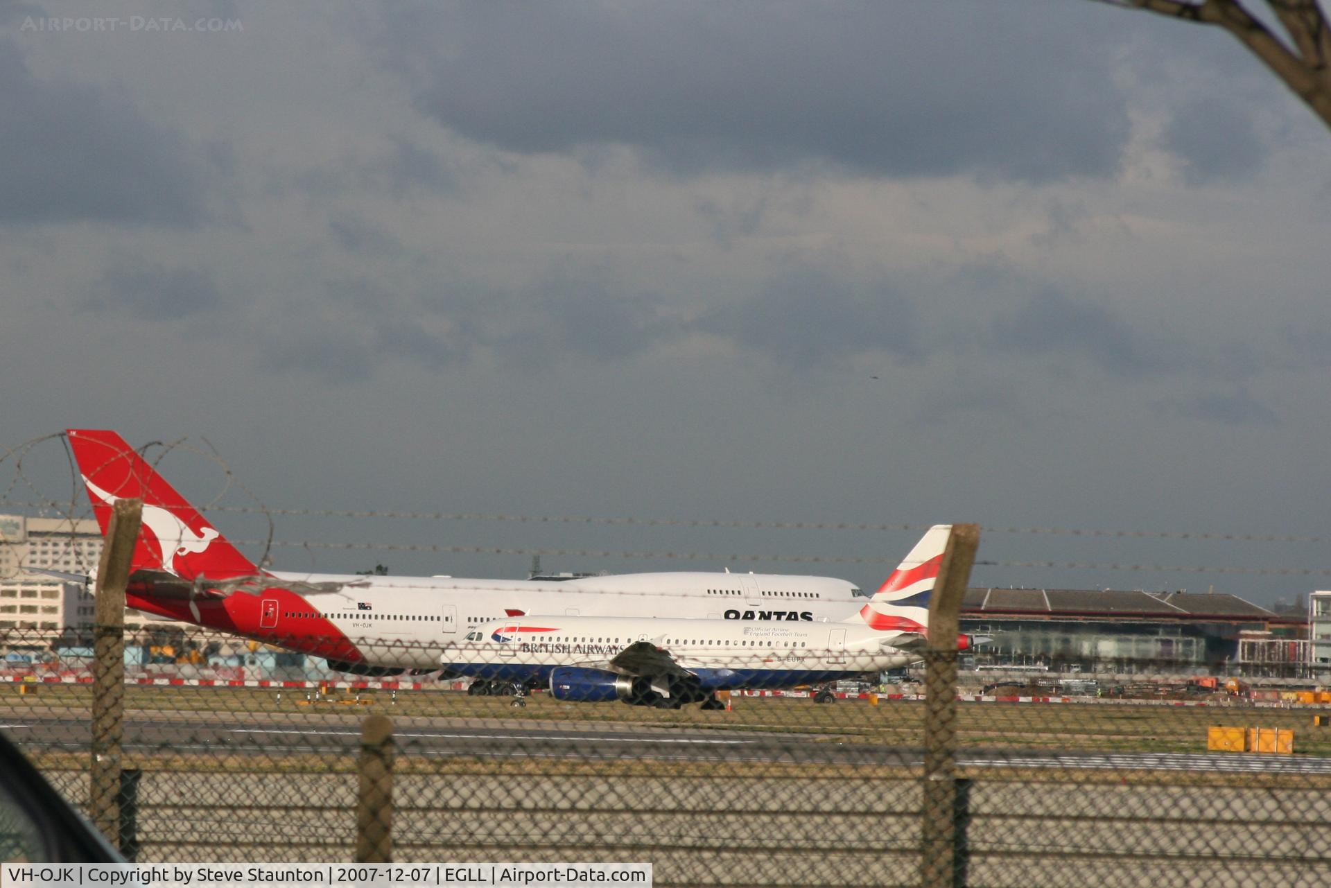 VH-OJK, 1991 Boeing 747-438 C/N 25067, Taken at Heathrow Airport 07 December 2007