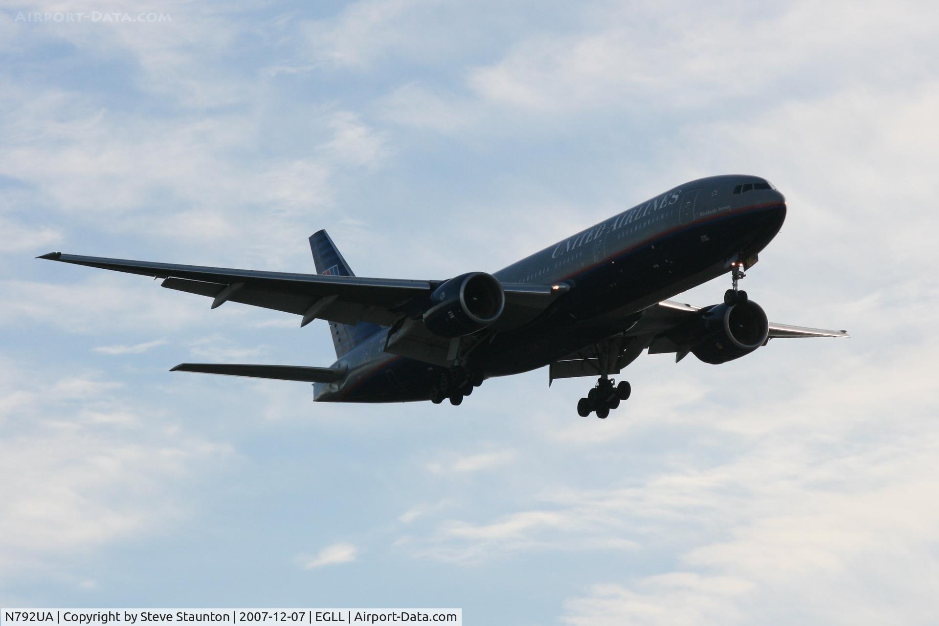 N792UA, 1997 Boeing 777-222 C/N 26934, Taken at Heathrow Airport 07 December 2007