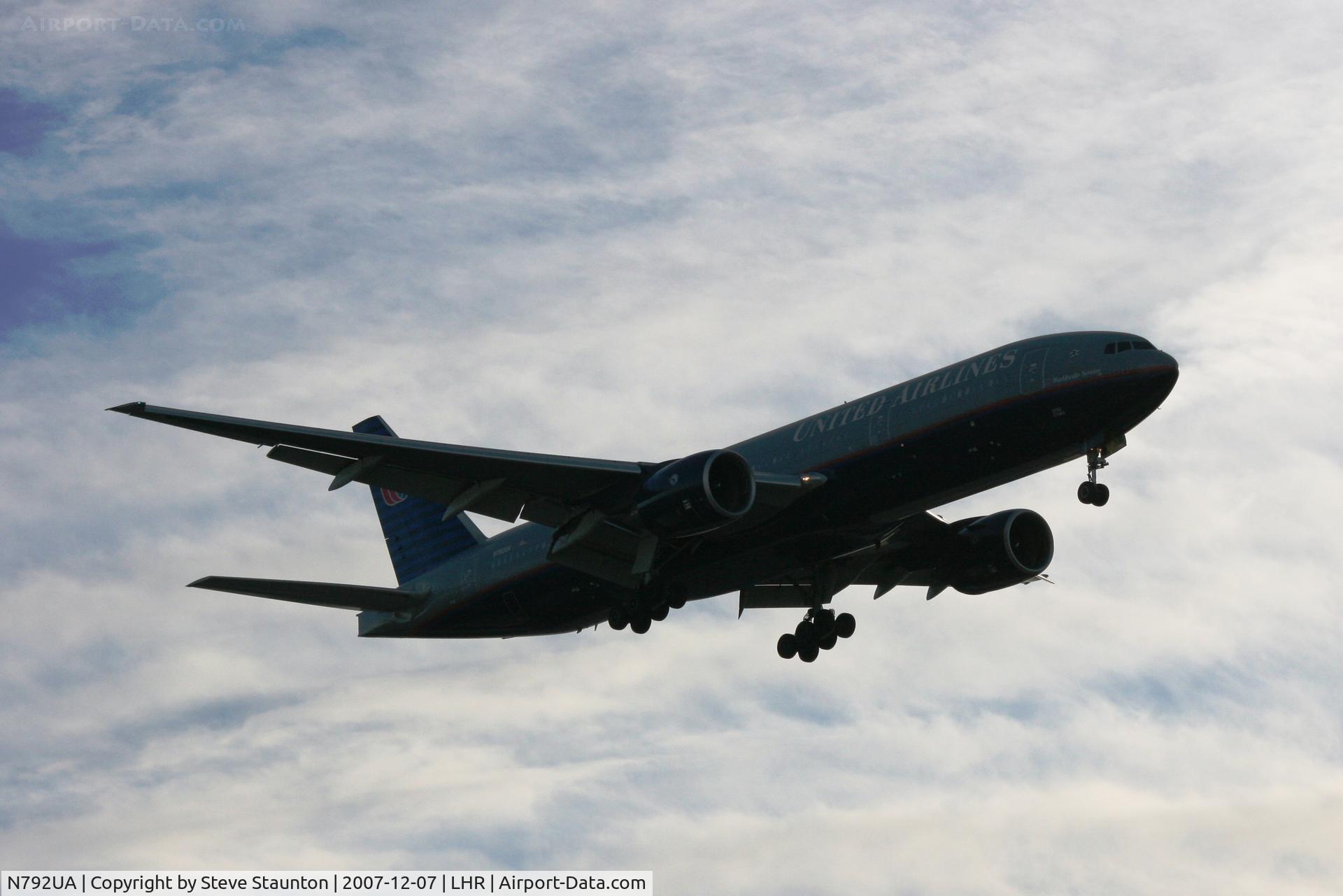 N792UA, 1997 Boeing 777-222 C/N 26934, Taken at Heathrow Airport 07 December 2007