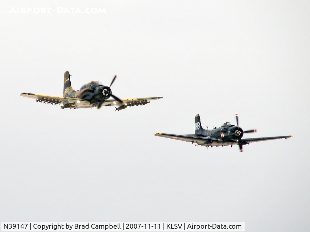 N39147, Douglas AD-5 (A-1E) Skyraider C/N 9540, Privately Owned - Sugar City, Idaho / Douglas AD-5(A-1E) - Skyraider - with N2088G