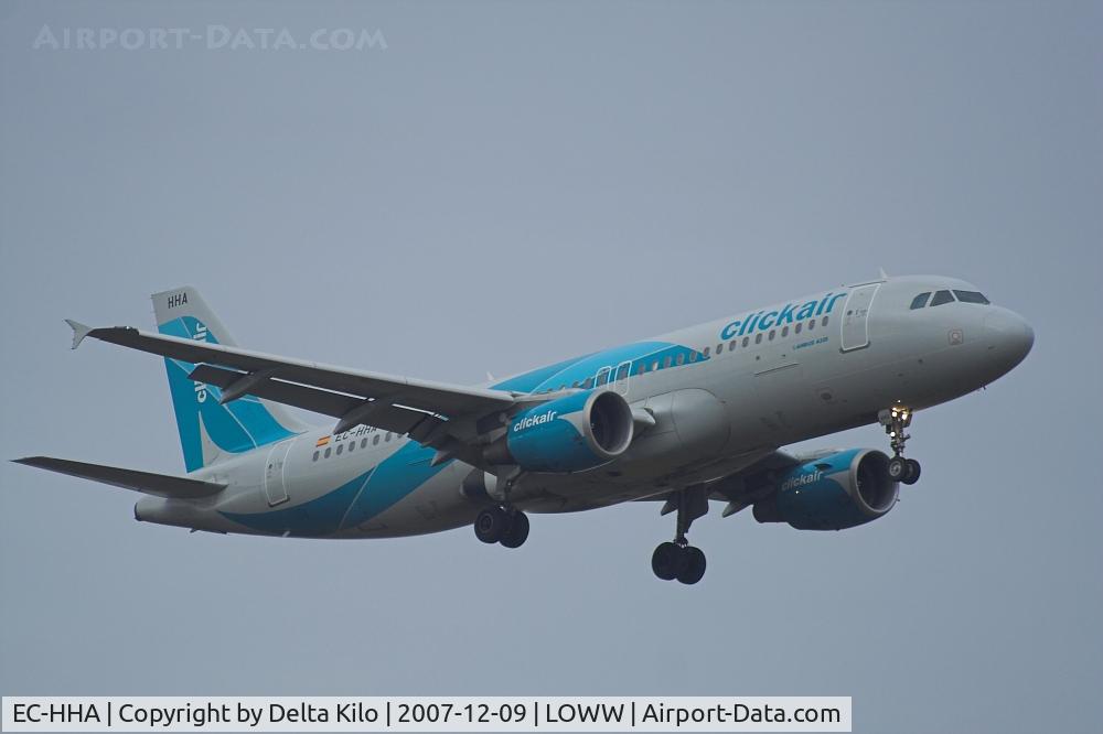 EC-HHA, 2000 Airbus A320-214 C/N 1221, CLICKAIR  A320