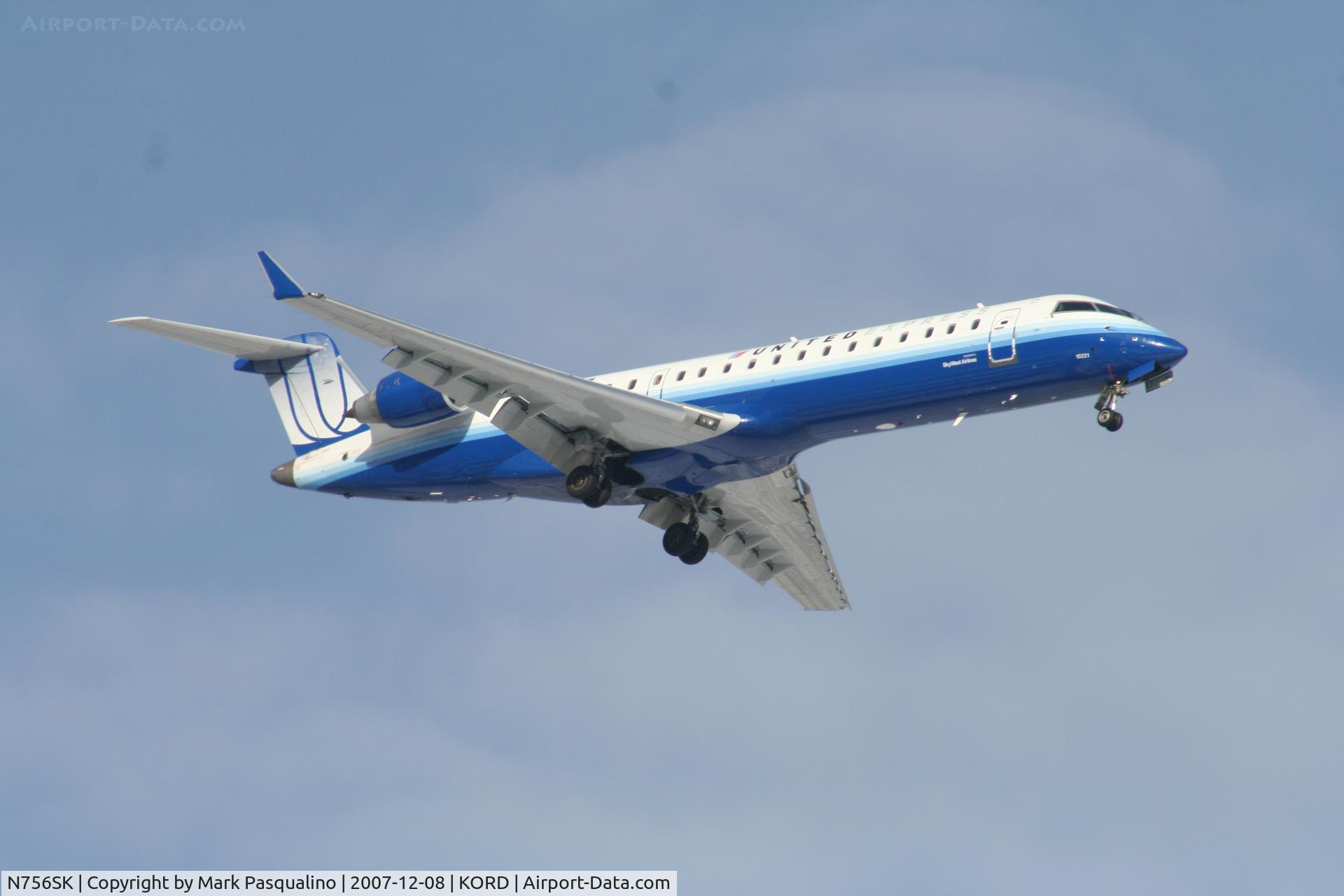 N756SK, 2005 Bombardier CRJ-701ER (CL-600-2C10) Regional Jet C/N 10221, CL-600-2C10