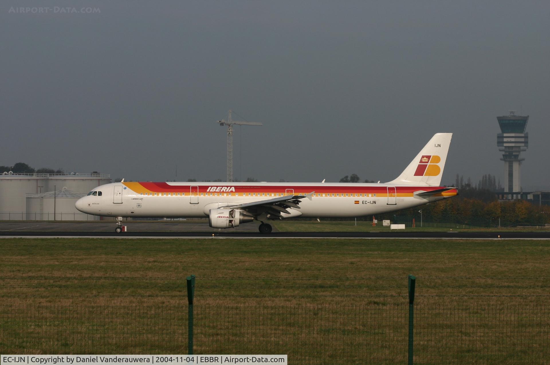 EC-IJN, 2002 Airbus A321-211 C/N 1836, just landed on rwy 25L