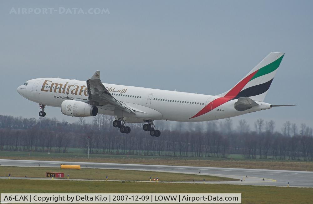 A6-EAK, 2002 Airbus A330-243 C/N 452, Emirates A330 on final approach rwy11