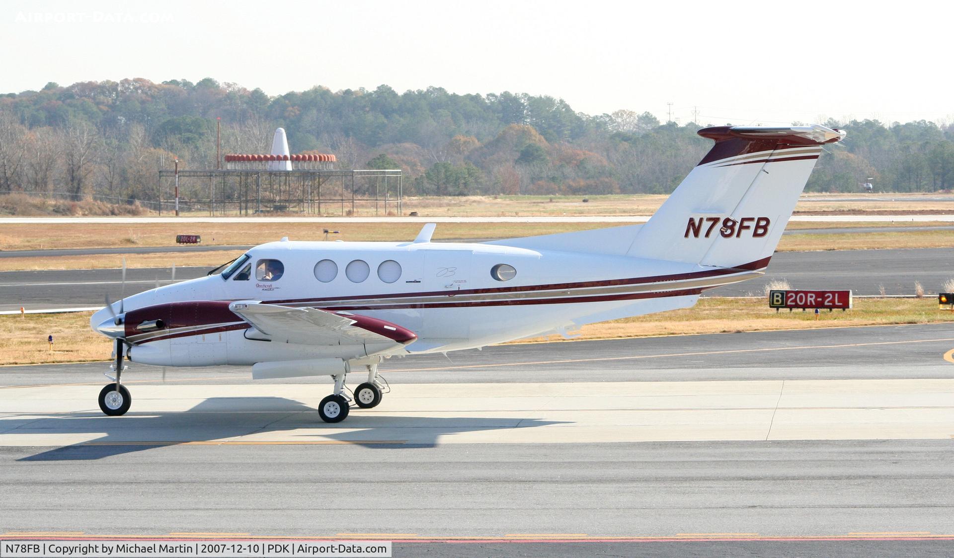 N78FB, 1985 Beech F90 King Air C/N LA-231, Taxing to Runway 20L