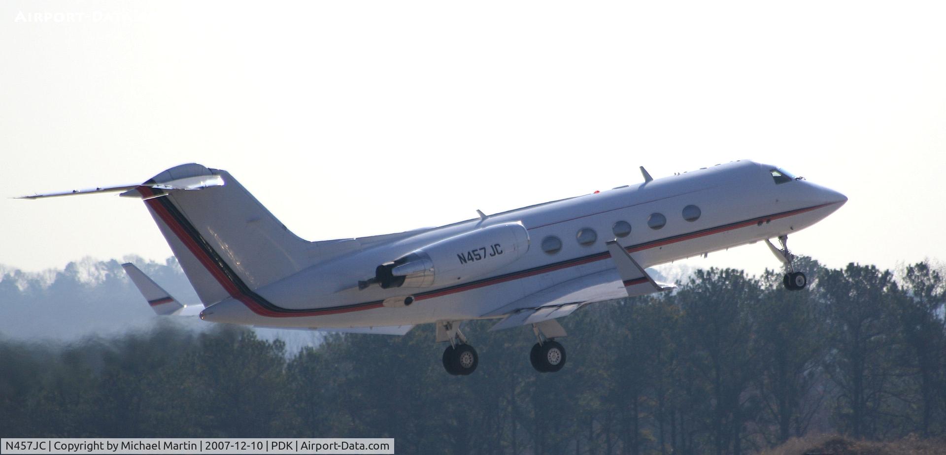 N457JC, 1985 Gulfstream American G-1159A Gulfstream III C/N 457, Departing PDK enroute to SDL