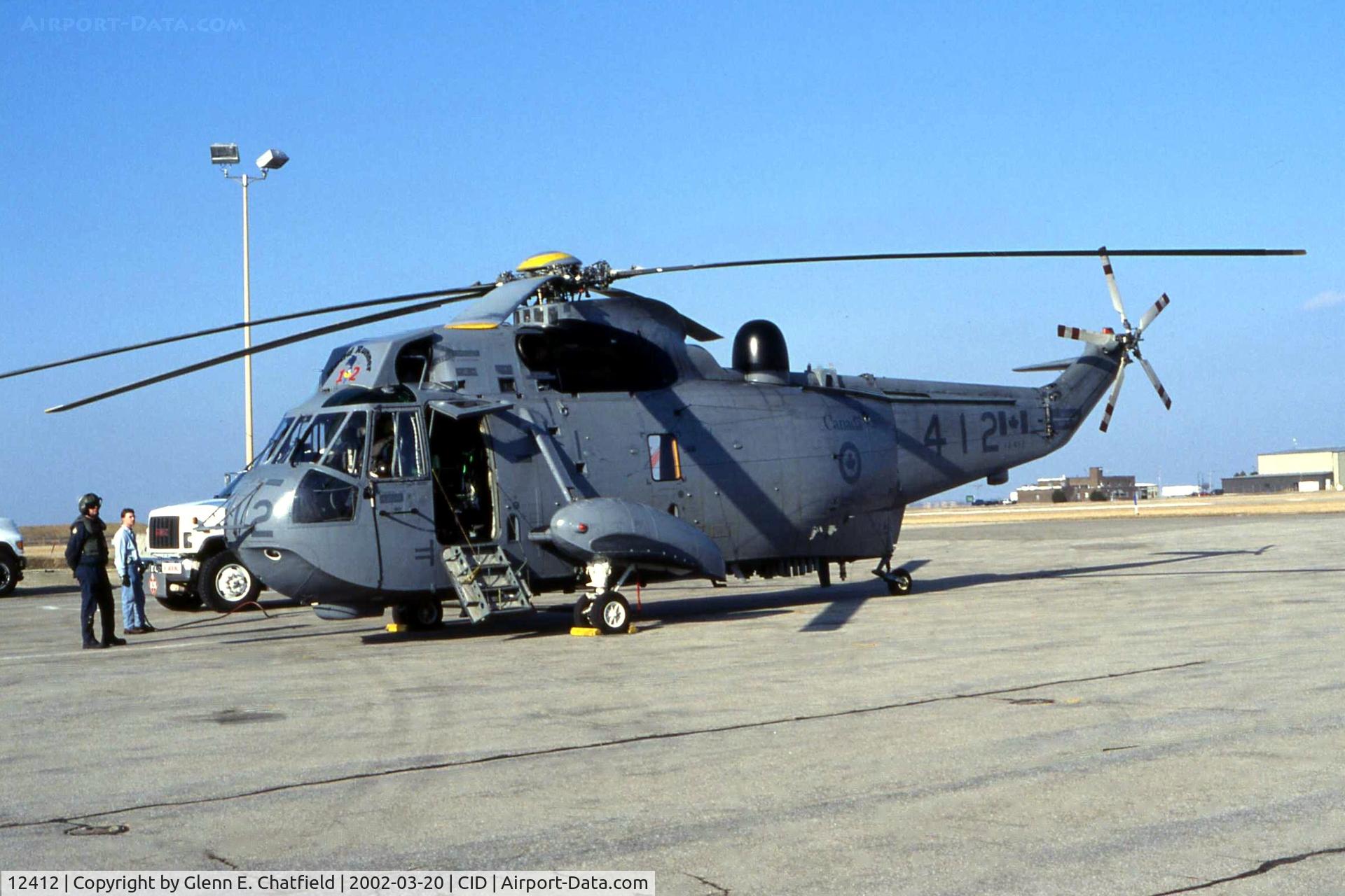 12412, 1970 United Aircraft of Canada CH-124A Sea King C/N 61253, Canadian Sea King helicopter passing through