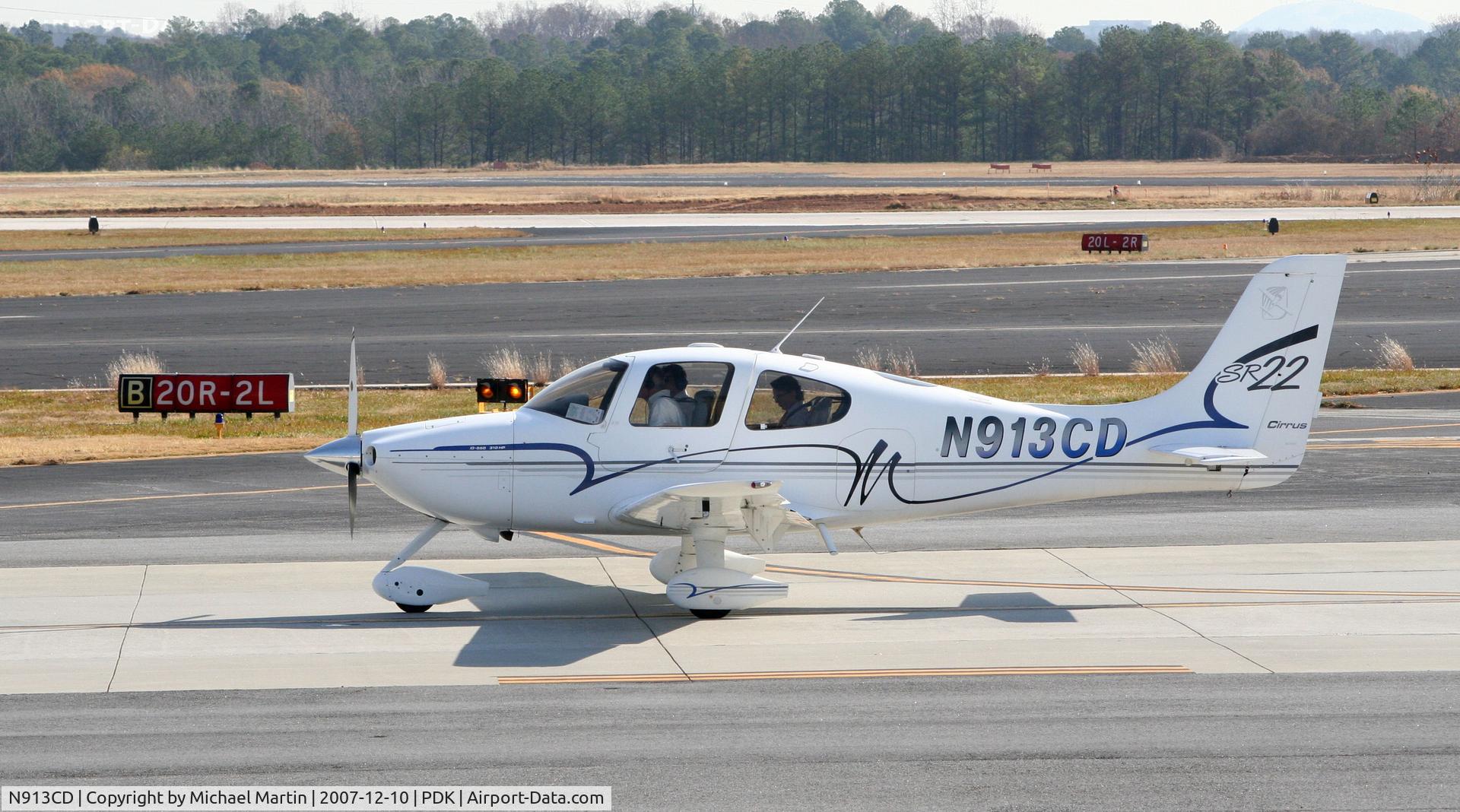 N913CD, Cirrus SR22 C/N 0252, Taxing to Runway 20R