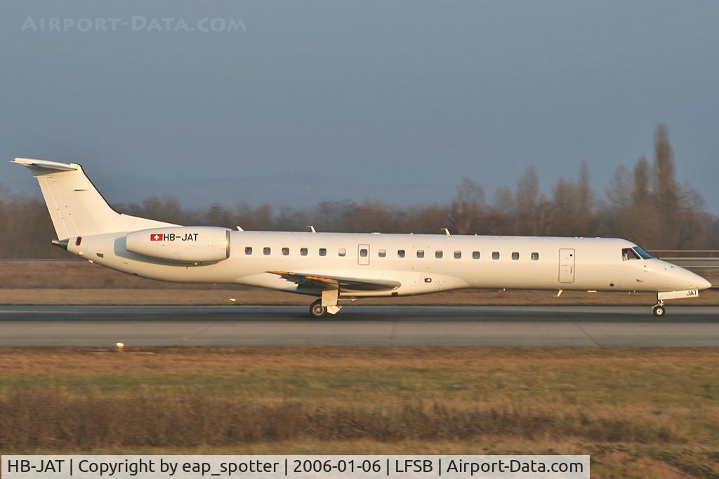 HB-JAT, 2002 Embraer EMB-145LU (ERJ-145LU) C/N 145564, departing rwy 16 to AMS