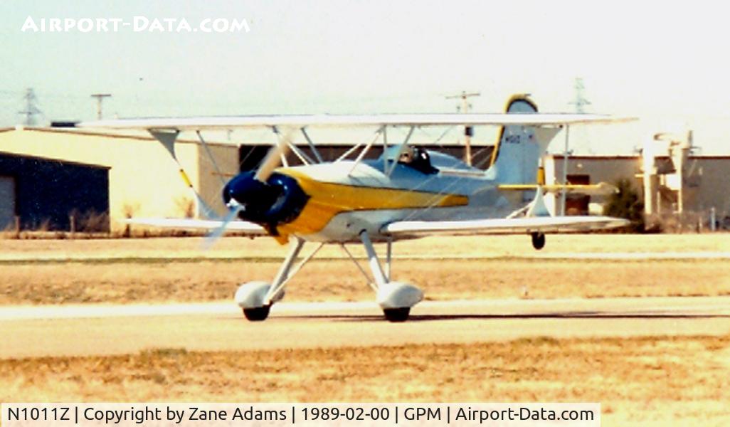 N1011Z, 1972 Stolp SA-300 Starduster Too C/N 0Z-007, Starduster takoff at Grand Prairie