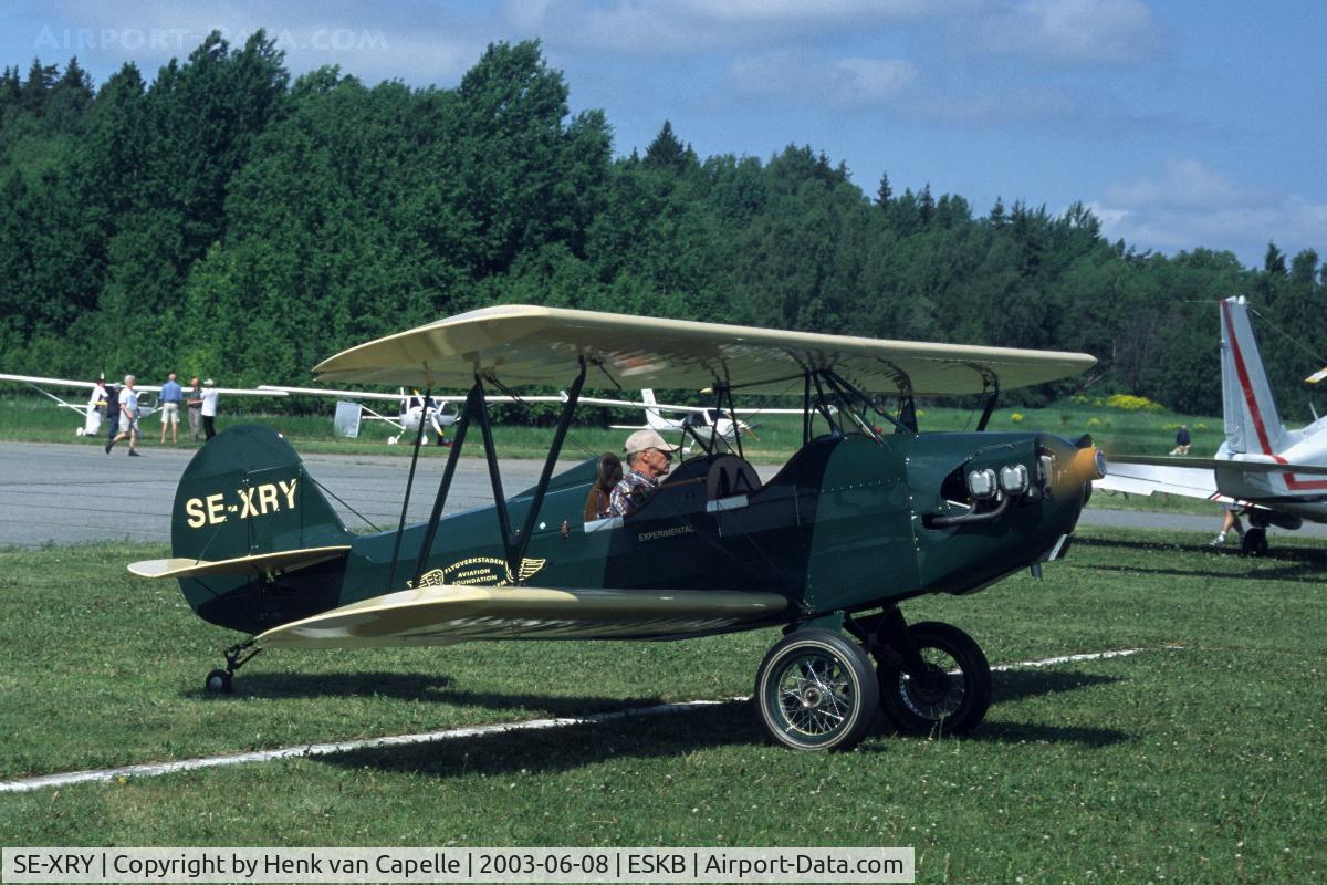SE-XRY, 2000 Fisher Celebrity C/N AV 1086-1019, Fisher Celebrity at the 2003 Swedish EAA fly-in at Barkarby, Stockholm.