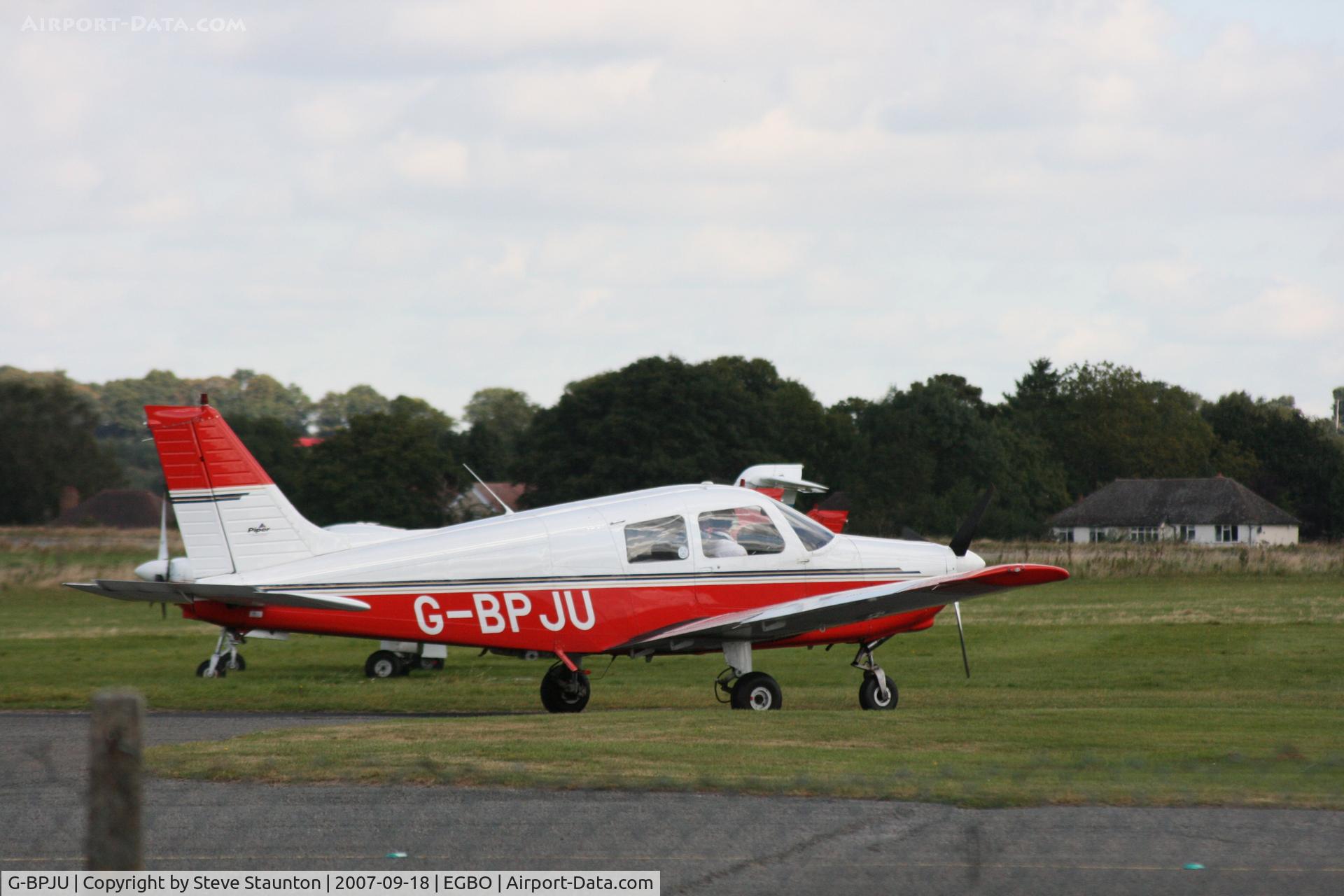 G-BPJU, 1988 Piper PA-28-161 Cadet C/N 2841032, Taken at Halfpenny Green 18th September 2007