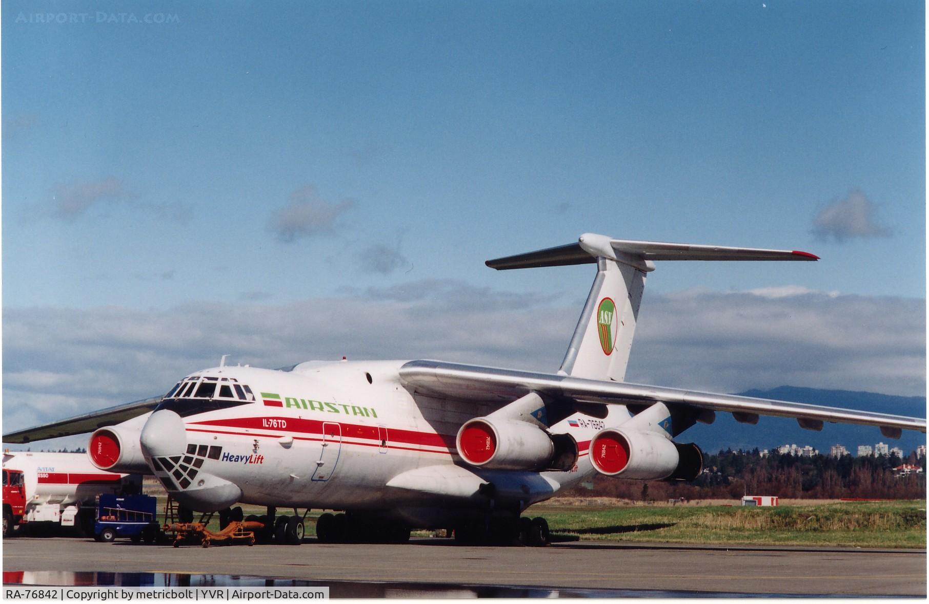 RA-76842, 1994 Ilyushin Il-76TD C/N 1033418616, Taken Mar.2000