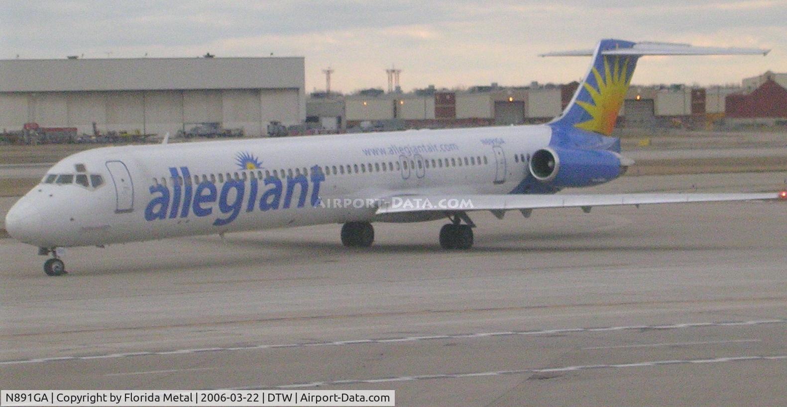 N891GA, 1986 McDonnell Douglas MD-83 (DC-9-83) C/N 49423, Allegiant