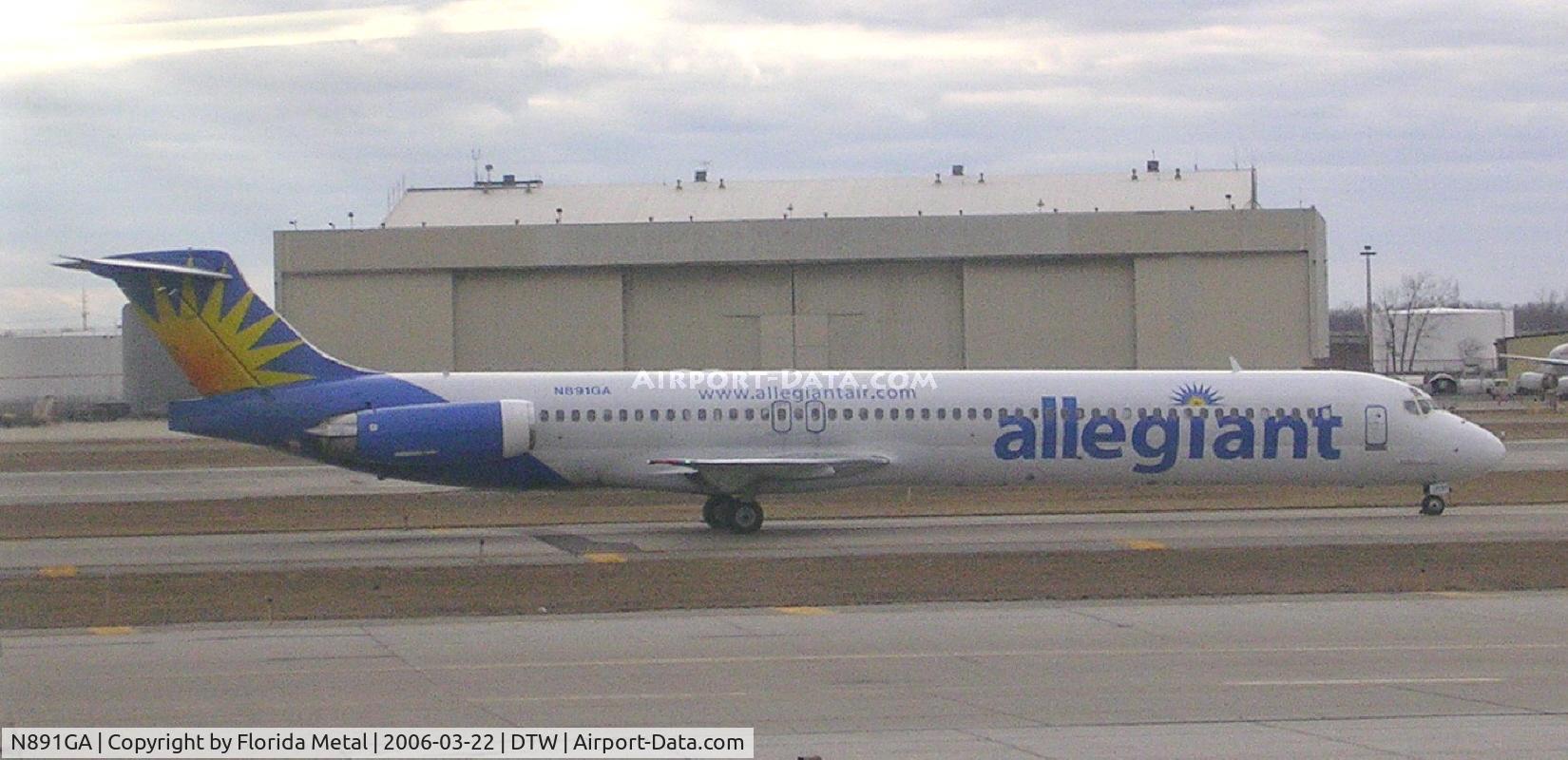 N891GA, 1986 McDonnell Douglas MD-83 (DC-9-83) C/N 49423, Allegiant