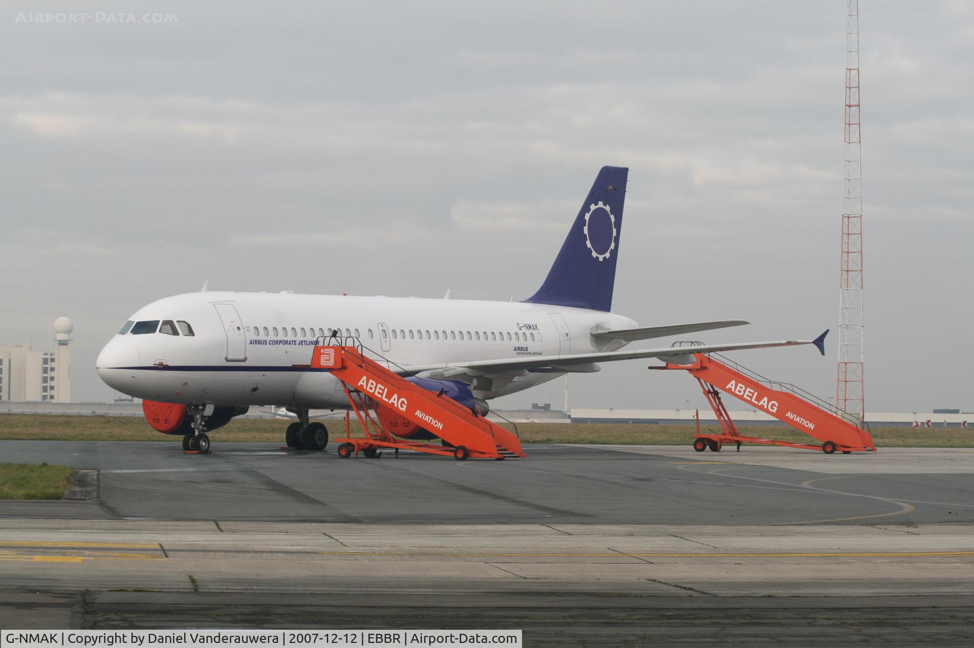 G-NMAK, 2005 Airbus A319-115 C/N 2550, General Aviation apron