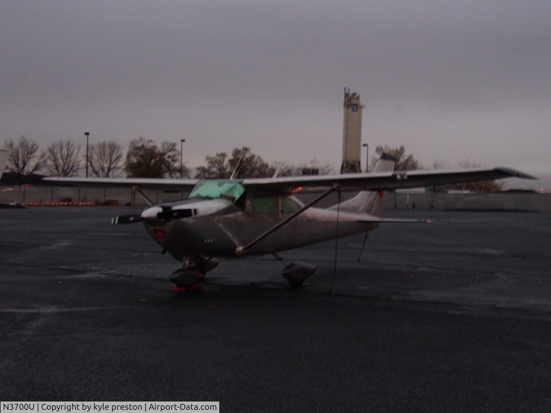 N3700U, 1963 Cessna 182G Skylane C/N 18255100, 182