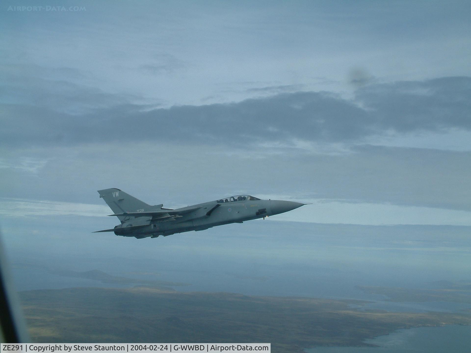 ZE291, 1987 Panavia Tornado F.3 C/N 624/AS037/3278, Taken from inside Airbus A330 G-WWBD on departure from the Falkland Islands 24th February 2004