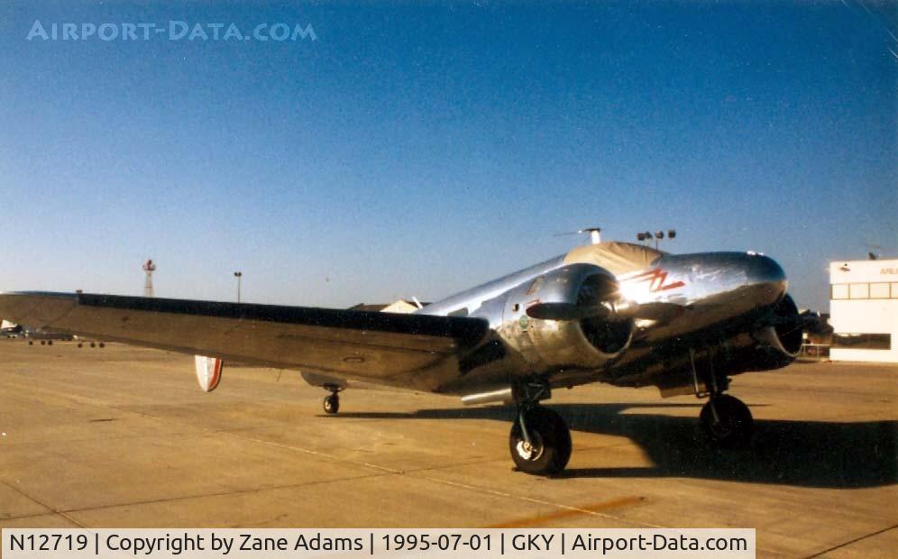 N12719, 1944 Beech UC-45J Expeditor C/N 51125, At Arlington Municipal