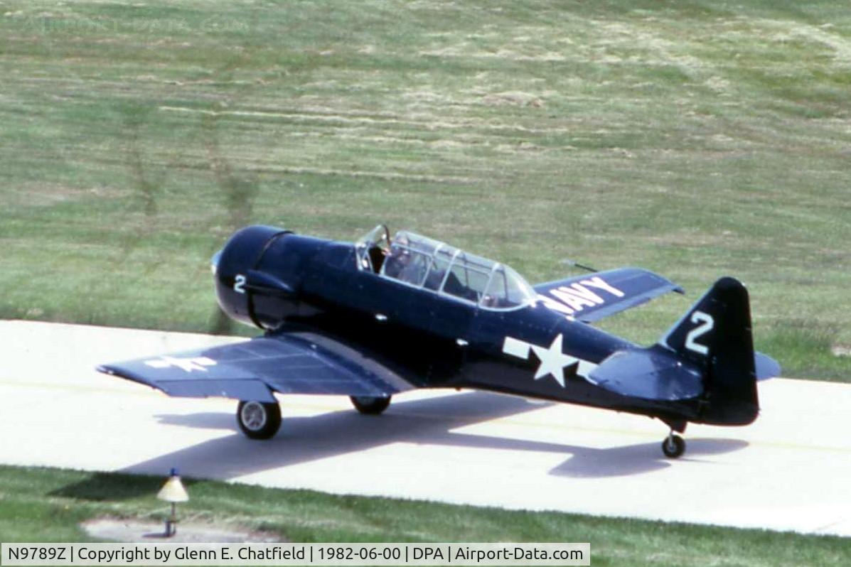 N9789Z, North American Harvard II C/N AJ731, Harvard Mk.2 AJ731, ex-AT-6C, Taxiing by the control tower