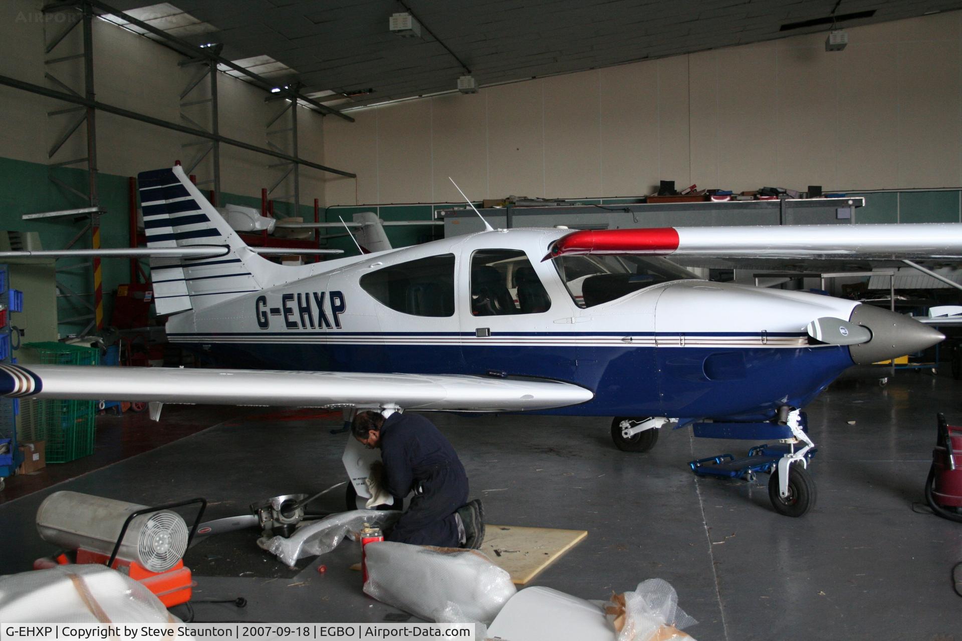 G-EHXP, 1974 Rockwell International 112 Commander C/N 227, Taken at Halfpenny Green 18th September 2007