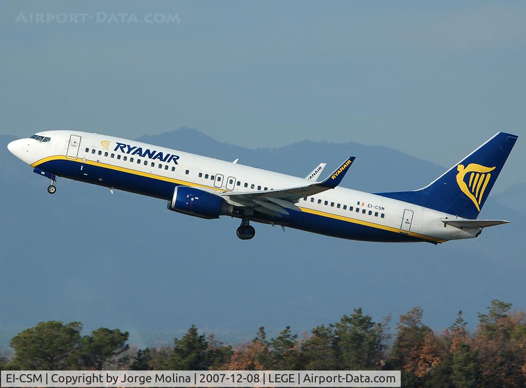 EI-CSM, 2000 Boeing 737-8AS C/N 29926, Climbing latest take off RWY 20.