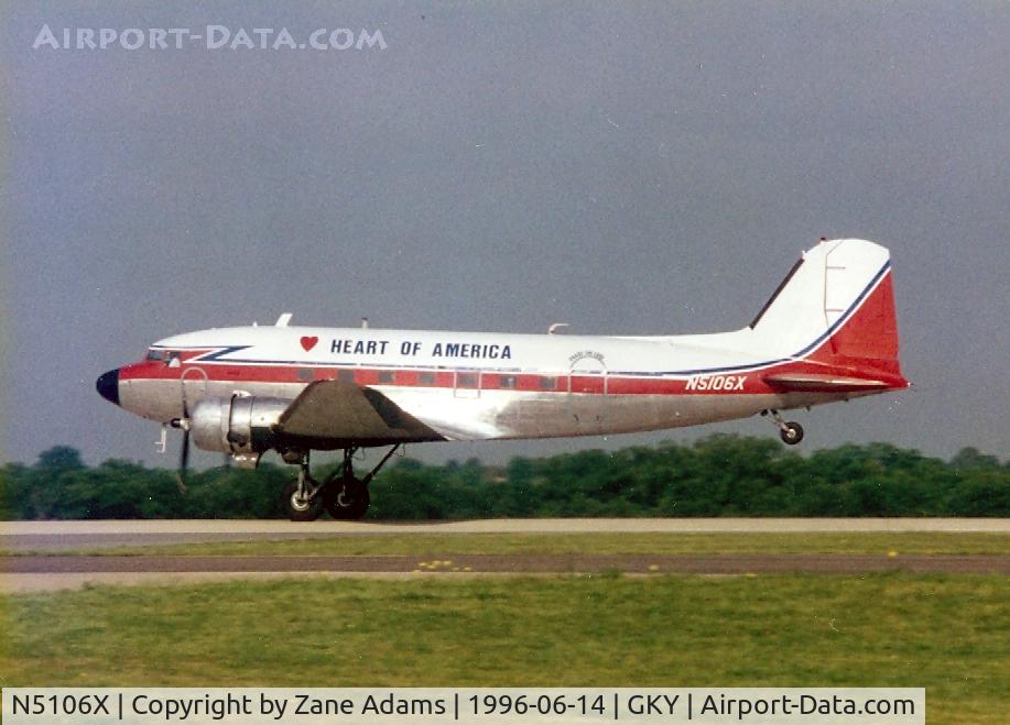 N5106X, 1943 Douglas DC3C-S1C3G (C-47) C/N 9058, Landing at Arlington Municipal