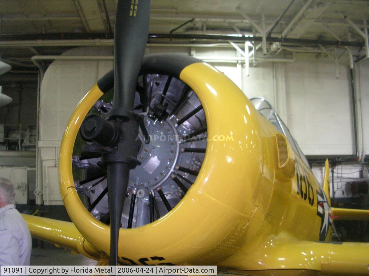 91091, North American SNJ-5 Texan Texan C/N 121-42107, SNJ-5 at Midway