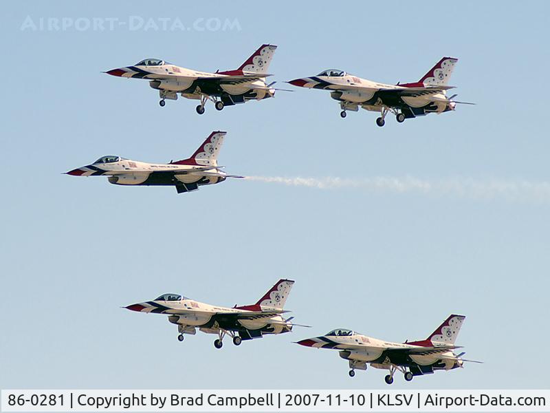 86-0281, 1986 General Dynamics F-16C Fighting Falcon C/N 5C-387, USA - Air Force / 1986 General Dynamics F-16C Fighting Falcon (Block 32D) - Thunderbird #5 - Major Ed Casey (Lead Solo)