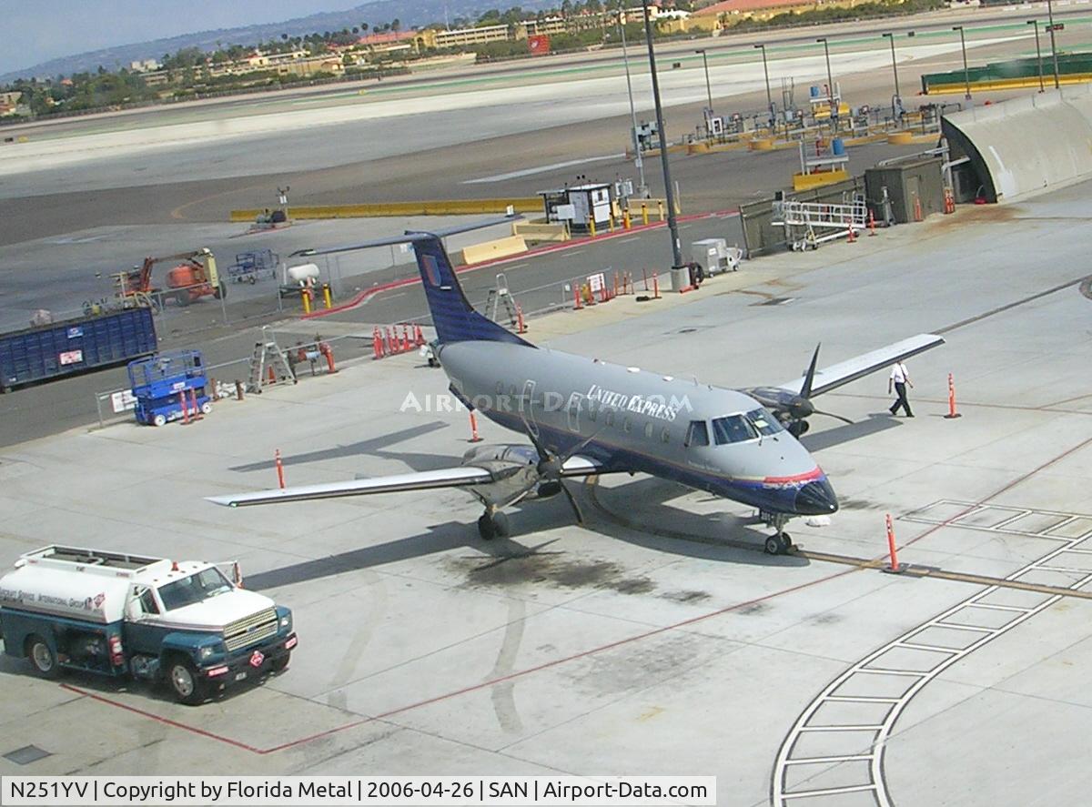 N251YV, 1993 Embraer EMB-120ER Brasilia C/N 120251, United Express