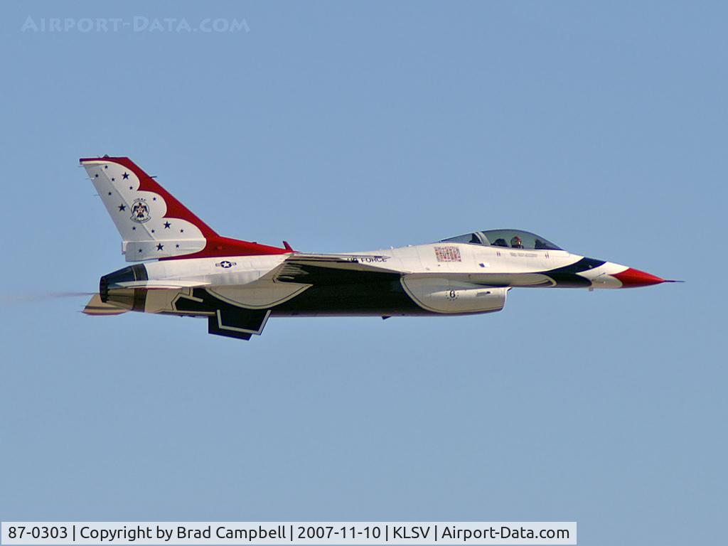 87-0303, 1987 General Dynamics F-16C Fighting Falcon C/N 5C-564, USA - Air Force / 1987 General Dynamics F-16C Fighting Falcon (Block 32H) - Thunderbird #6 - Major Samantha Weeks (Opposing Solo)