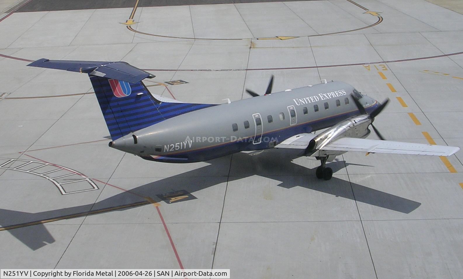 N251YV, 1993 Embraer EMB-120ER Brasilia C/N 120251, United Express