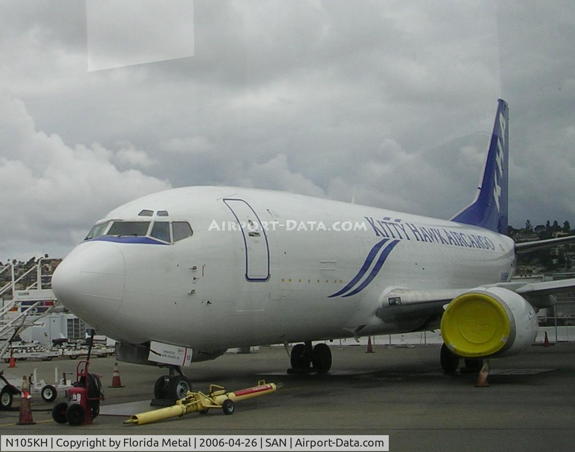 N105KH, 1989 Boeing 737-3Y0 C/N 24462, Kitty Hawk