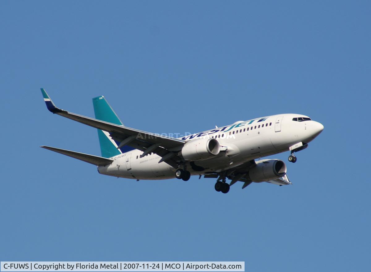 C-FUWS, 2004 Boeing 737-7CT C/N 32765, West Jet