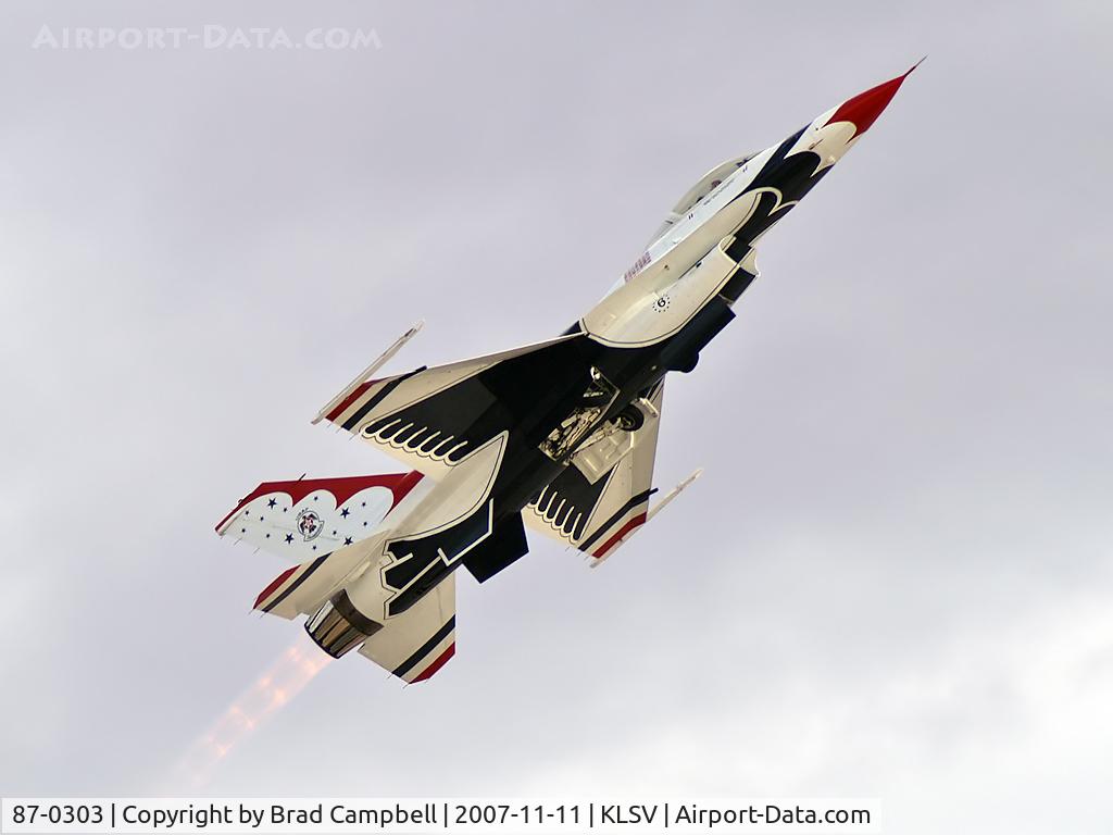 87-0303, 1987 General Dynamics F-16C Fighting Falcon C/N 5C-564, USA - Air Force / 1987 General Dynamics F-16C Fighting Falcon (Block 32H) - Thunderbird #6 - Major Samantha Weeks (Opposing Solo)