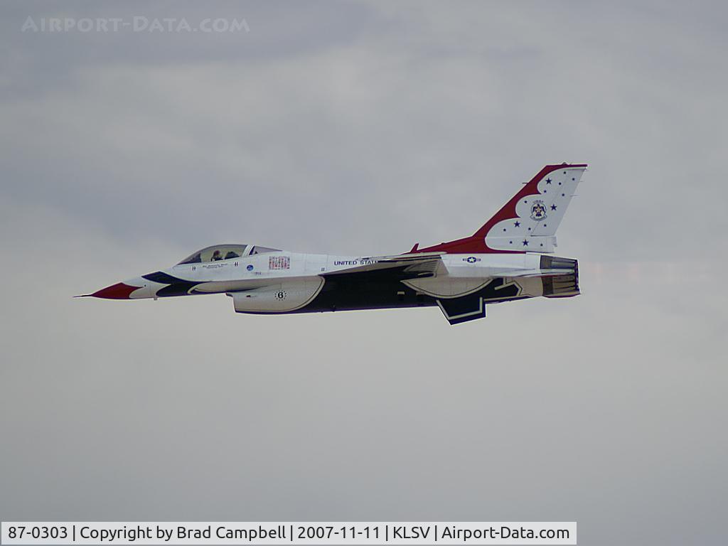 87-0303, 1987 General Dynamics F-16C Fighting Falcon C/N 5C-564, USA - Air Force / 1987 General Dynamics F-16C Fighting Falcon (Block 32H) - Thunderbird #6 - Major Samantha Weeks (Opposing Solo)