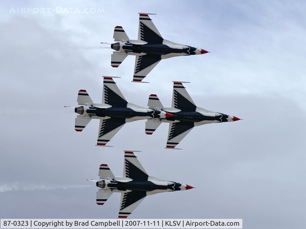 87-0323, 1987 General Dynamics F-16C Fighting Falcon C/N 5C-854, USA - Air Force / 1987 General Dynamics F-16C Fighting Falcon (Block 32J) - Thunderbird #4 - Major Scott Poteet (Slot)
