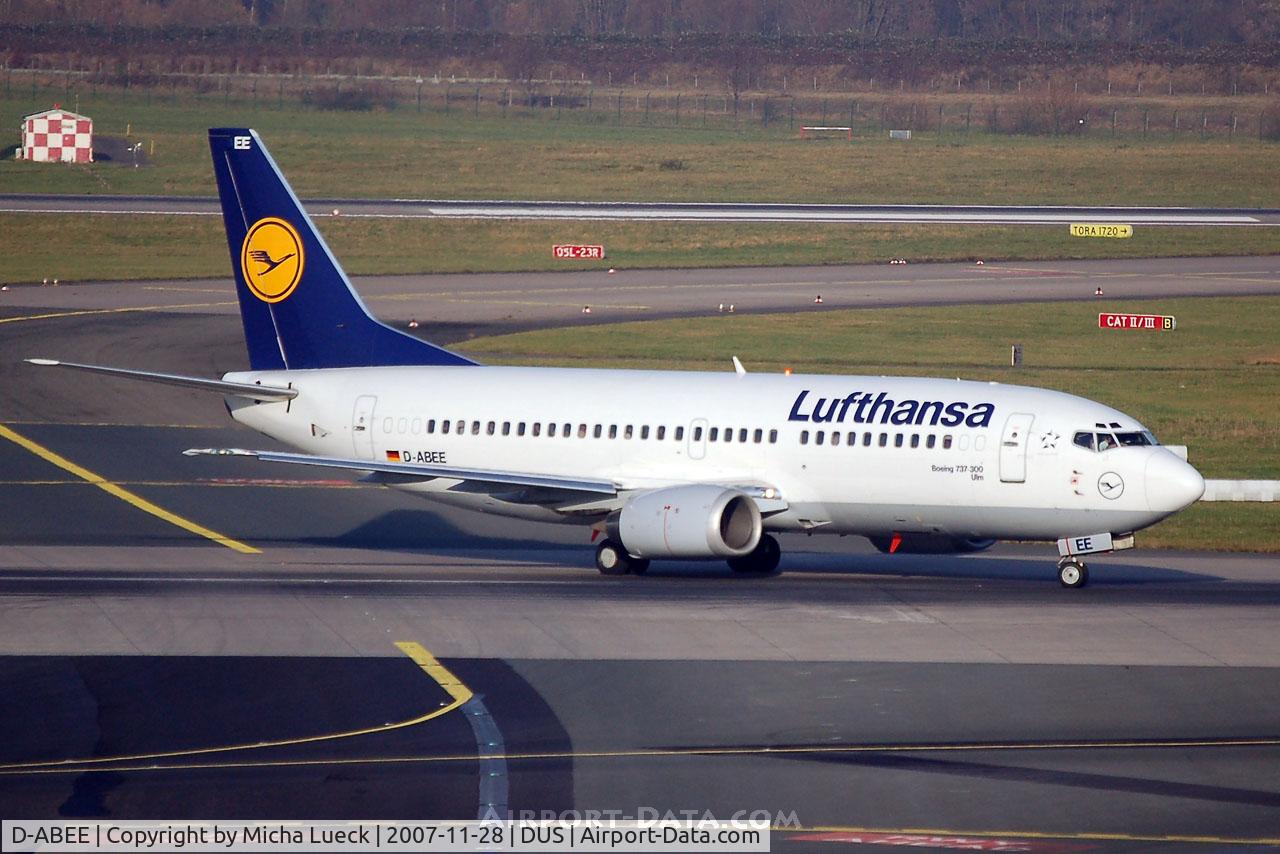 D-ABEE, 1991 Boeing 737-330 C/N 25216, Taxiing to the gate