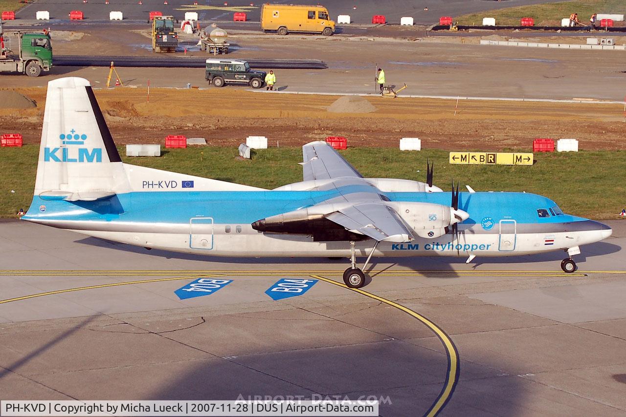 PH-KVD, 1990 Fokker 50F C/N 20197, Taxiing to the runway