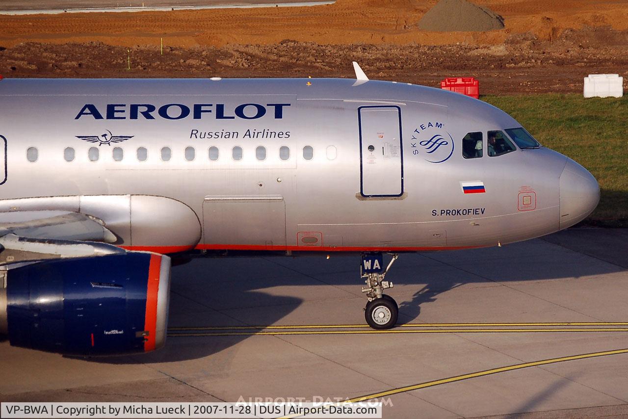 VP-BWA, 2003 Airbus A319-111 C/N 2052, Nose
